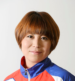 中村 真衣