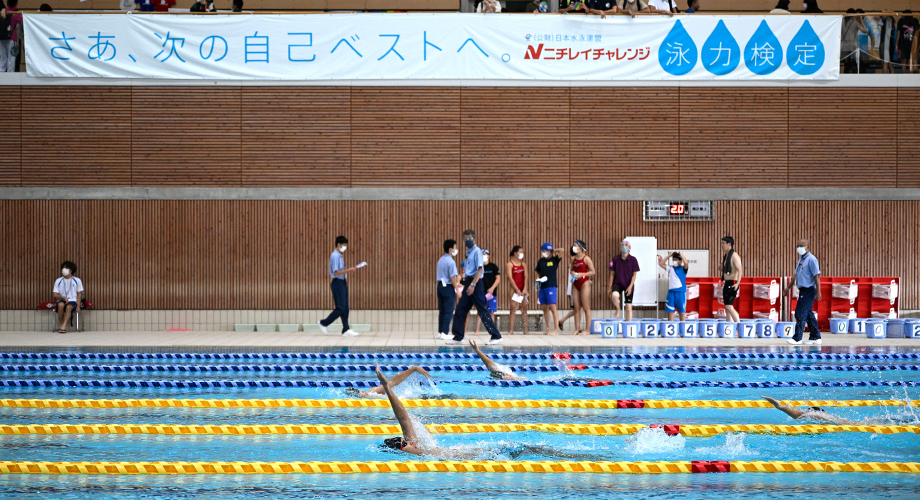 ニチレイチャレンジ 泳力検定会の様子